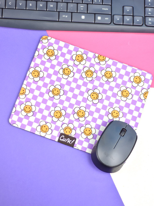 Mouse Pad Rectangular Indie con cuadrículas en lila con Flores